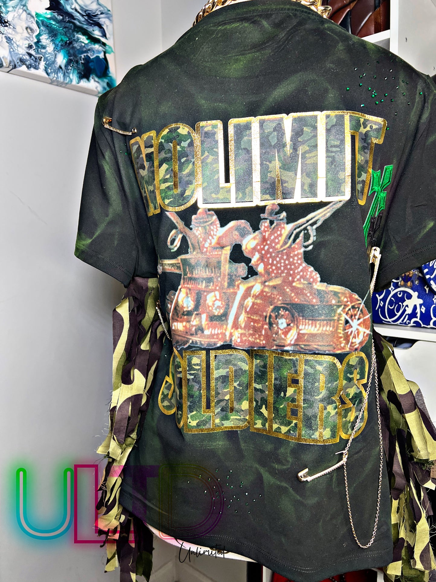 Unlimited Mia X Junk Tee